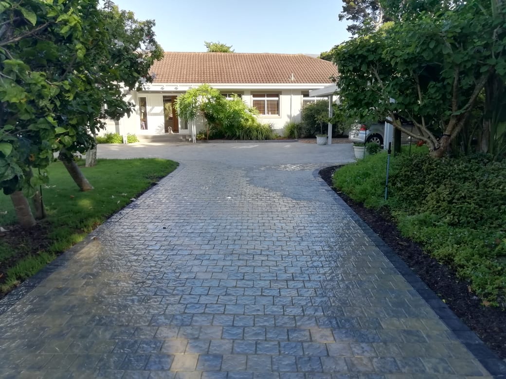 Parkland Paving Drive Way